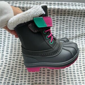 Toddler snow boots